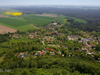 Pohled z vyhlídky hradu Bezděz