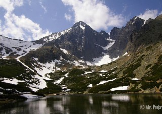 Skalnaté pleso, Lomnický štít