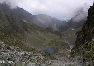 Dolinka pod Sedielkom, Modré pleso