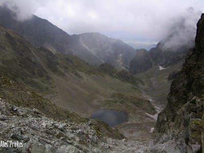 Dolinka pod Sedielkom, Modré pleso