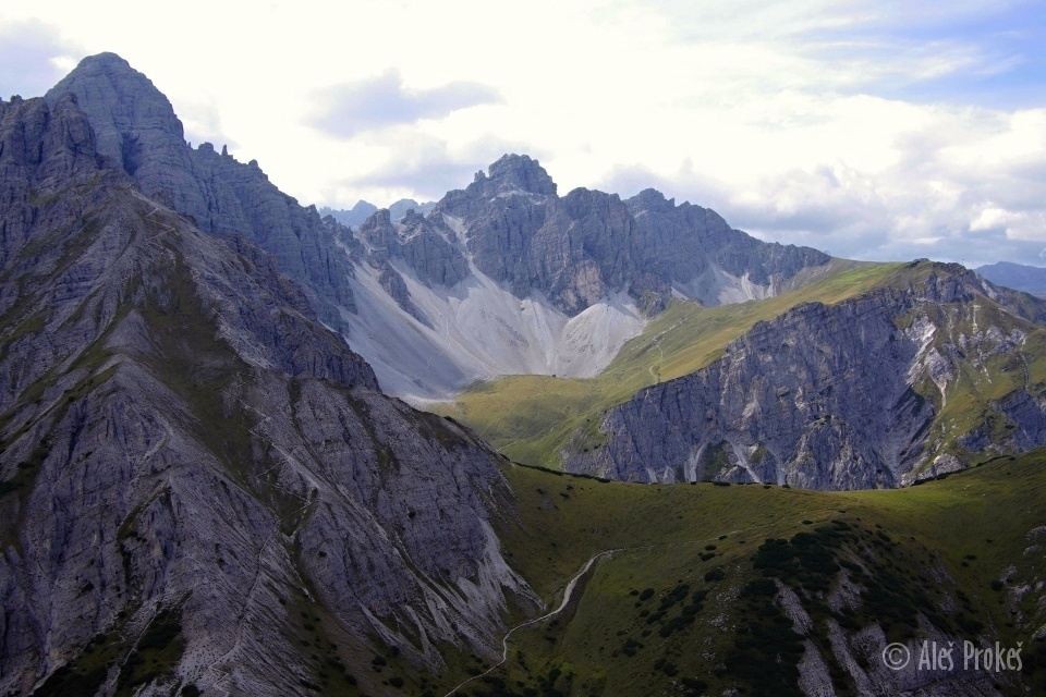 Marchreisenspitze (2620 m), oblast Axamer