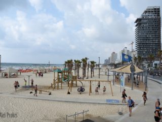 Tel Aviv, komplex hotelů u Středozemního moře